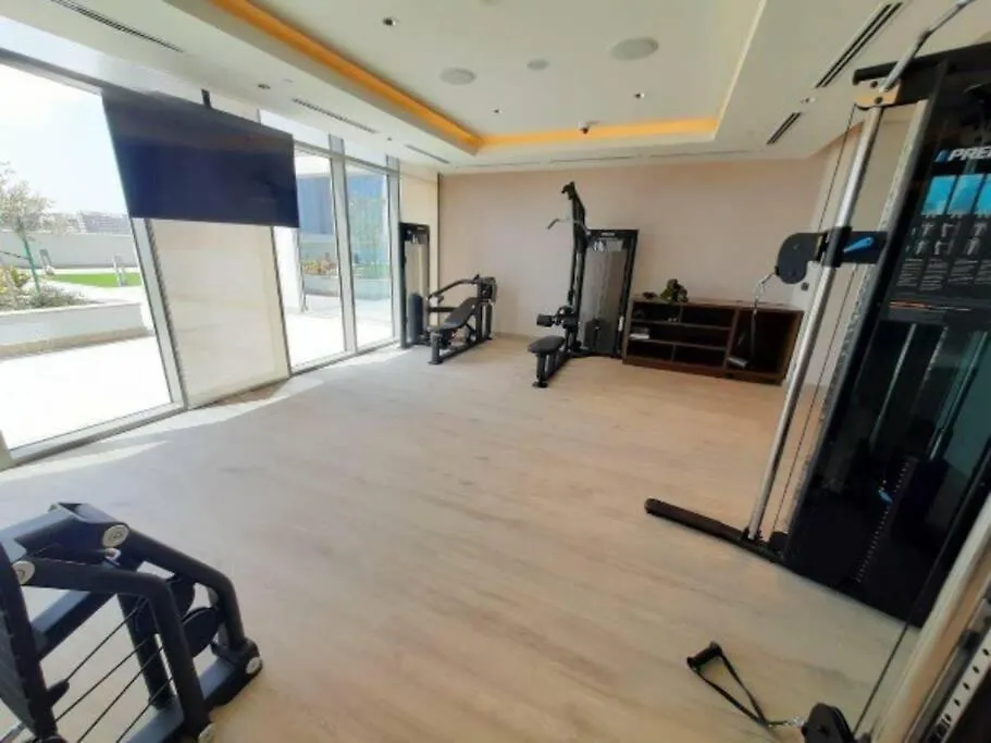 Pet Free 1Br With Balcony Pool Gym Near Downtown Apartment Dubai 0*,