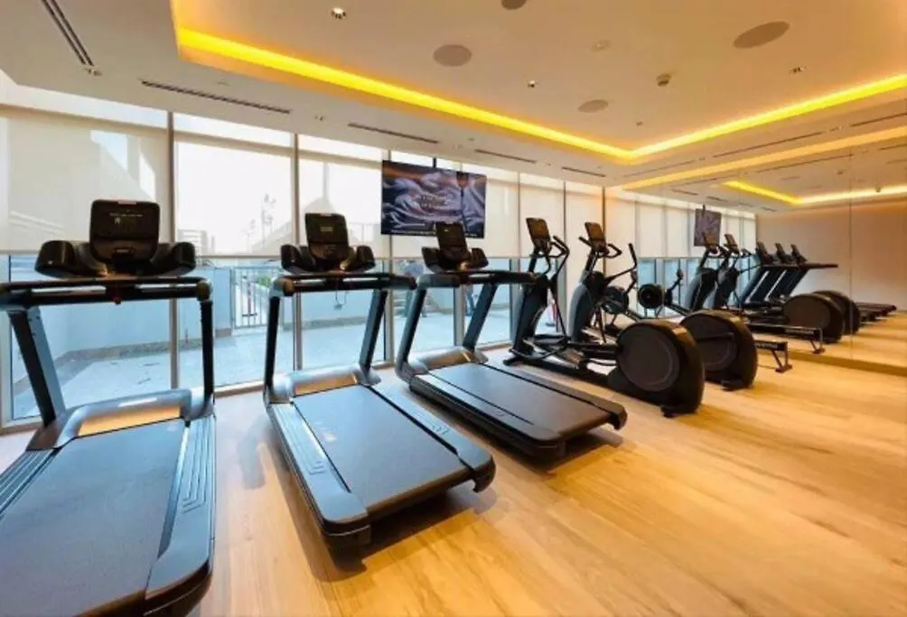 Pet Free 1Br With Balcony Pool Gym Near Downtown Apartment Dubai